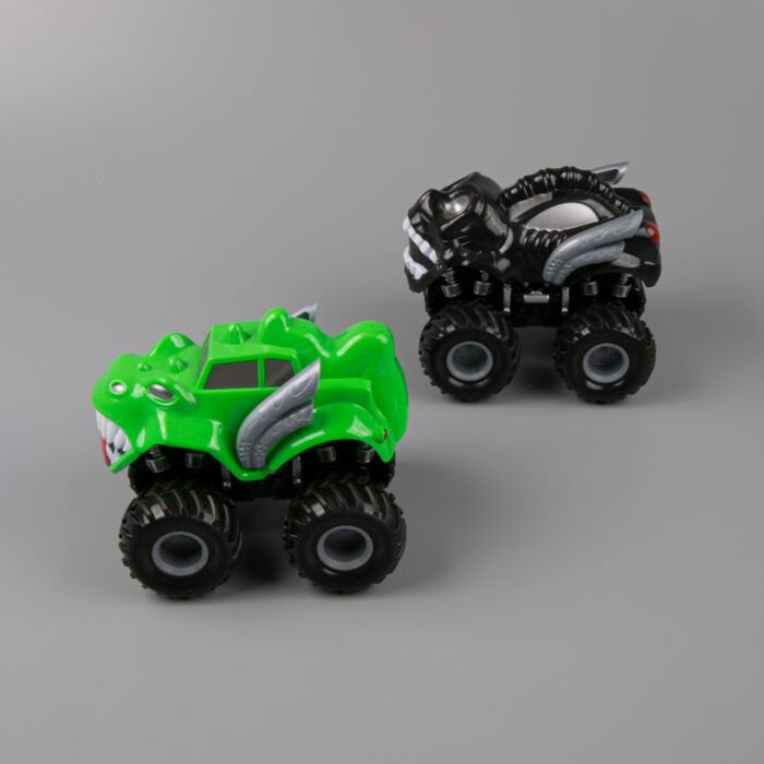 Игровой набор  KLX Monster SUV  2 машинки черная-зеленая  купить,NaN