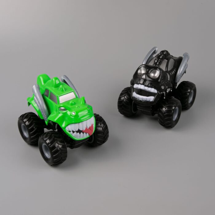 Игровой набор  KLX Monster SUV  2 машинки черная-зеленая  купить,NaN