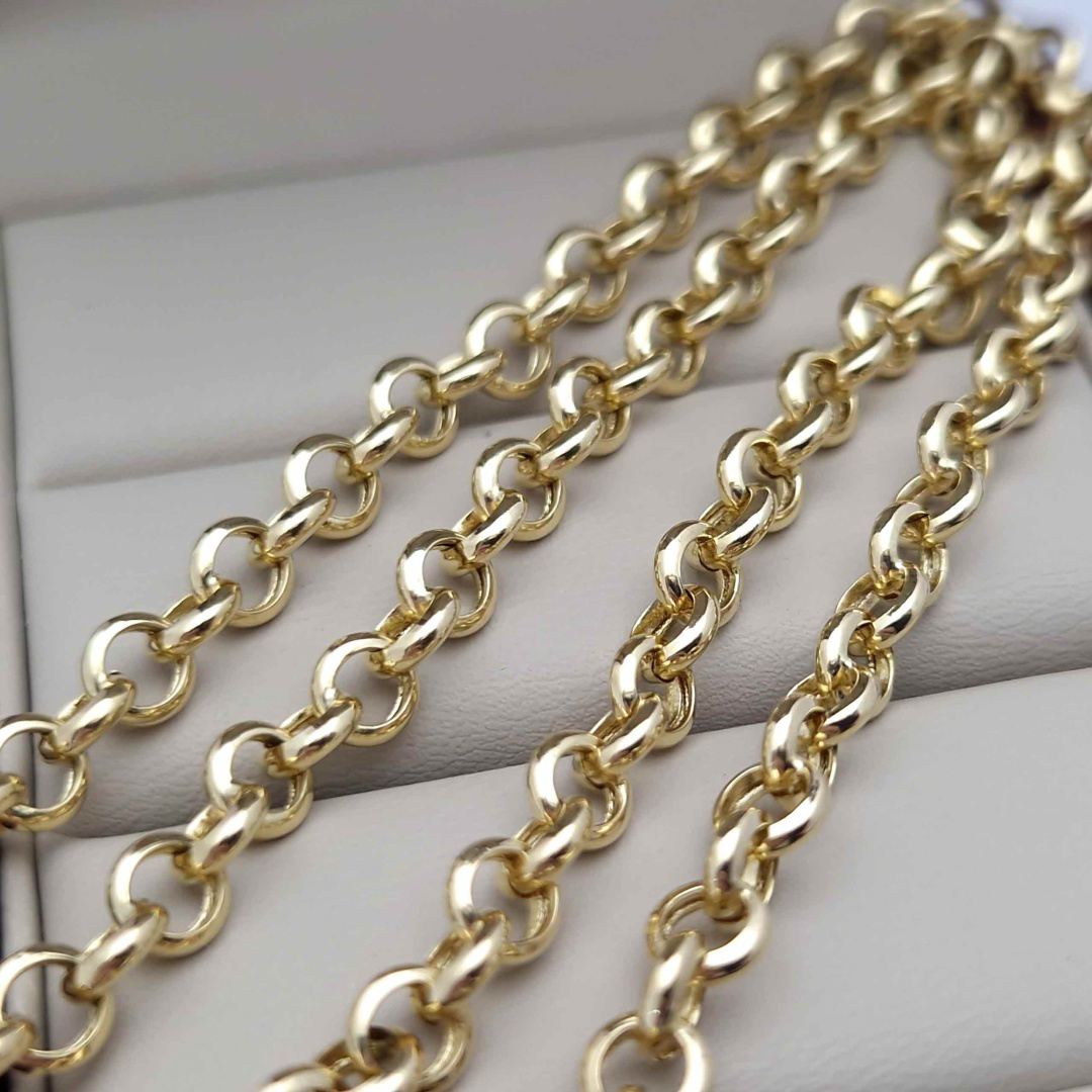 Цепь Averro A3010202522 золото 2.7гр 50см купить,250000