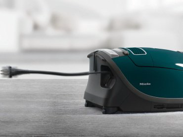 Пылесос Miele SGMA3 Complete C3 Comfort зеленый купить,NaN