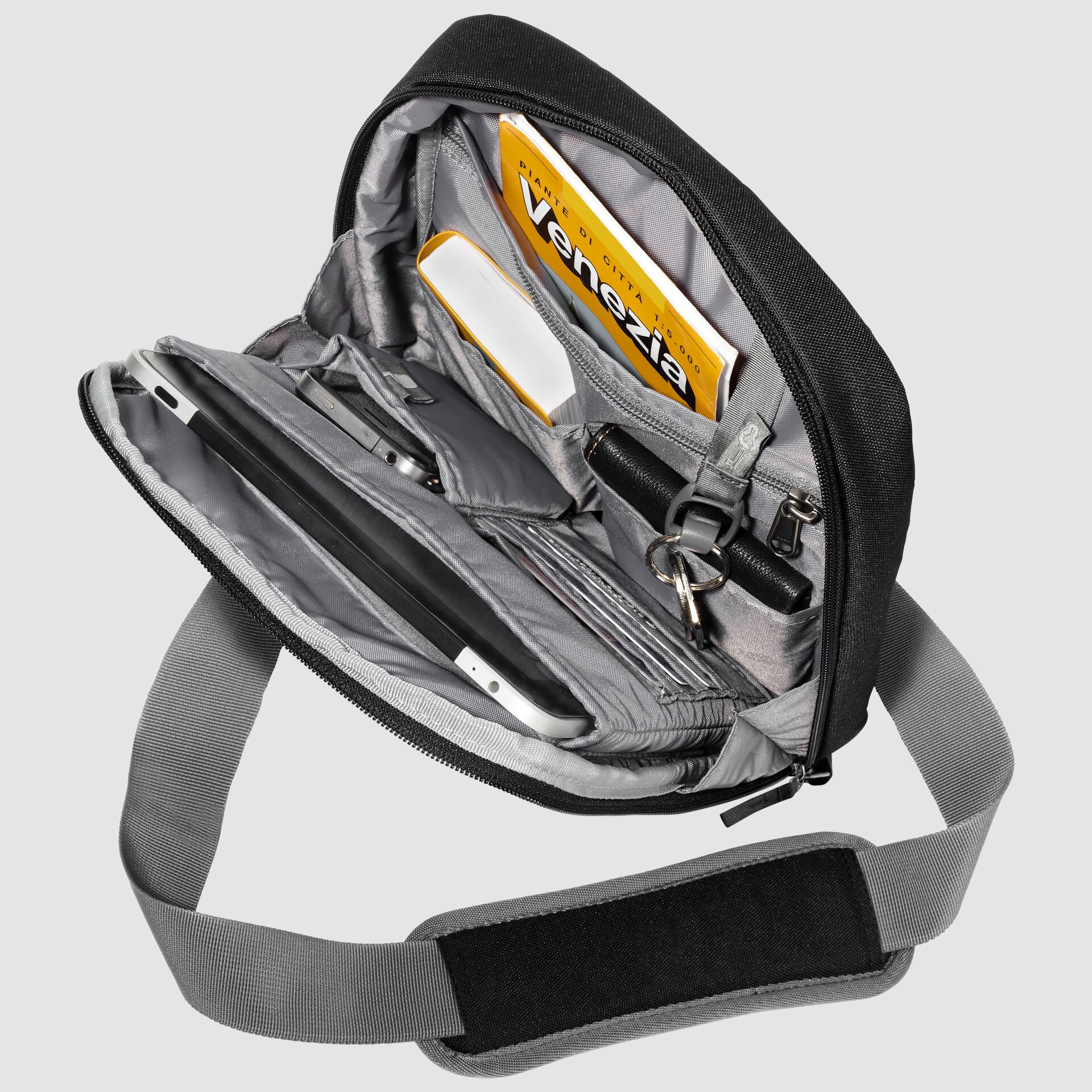 Сумка Jack Wolfskin Gadgetary one size 6000 черная купить,NaN