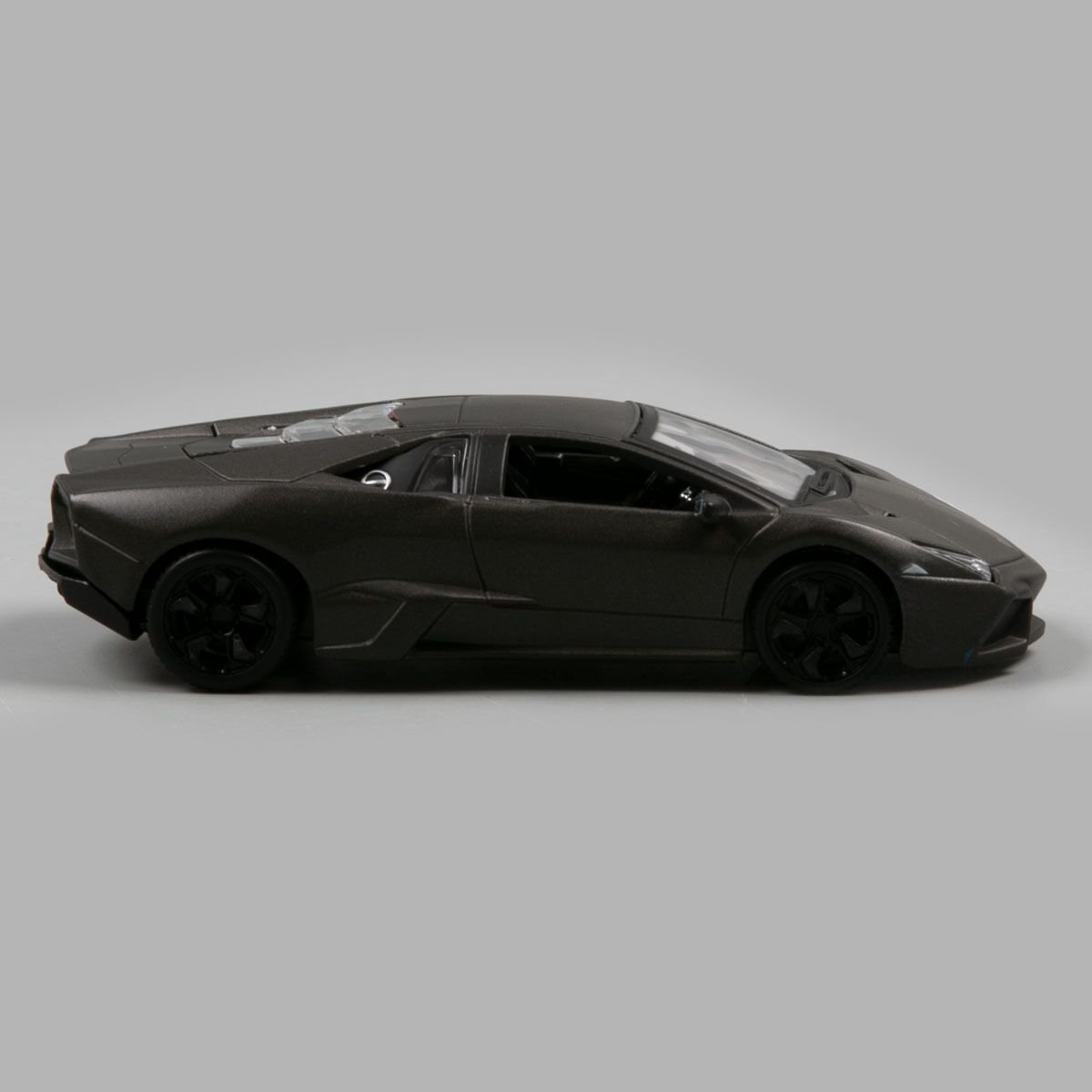  Модель автомобиля Bburago 1:32 Lamborghini Reventon  купить,NaN