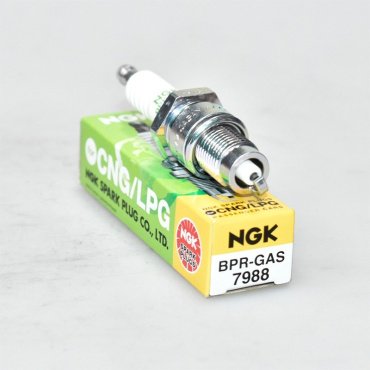 Свеча зажигания NGK 7988