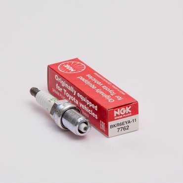 Свеча зажигания NGK 7762 купить,NaN