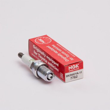 Свеча зажигания NGK 7762 купить,NaN
