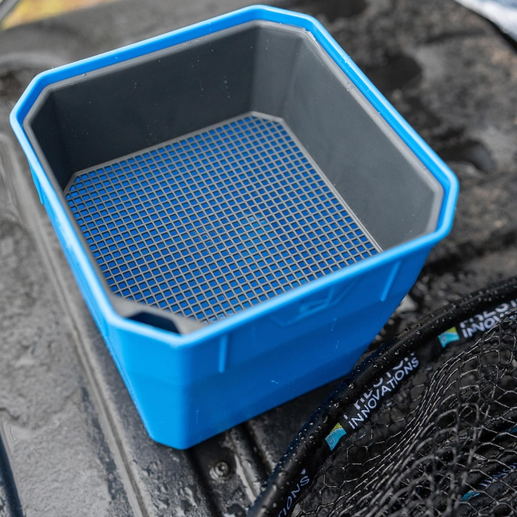Коробка для приманок Preston Bait Tub P0260015 синий купить,NaN