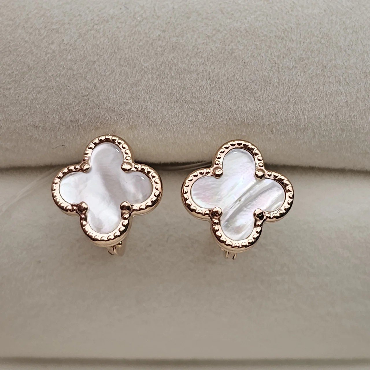 Серьги Deimantas 109236626 1.68гр. купить,NaN