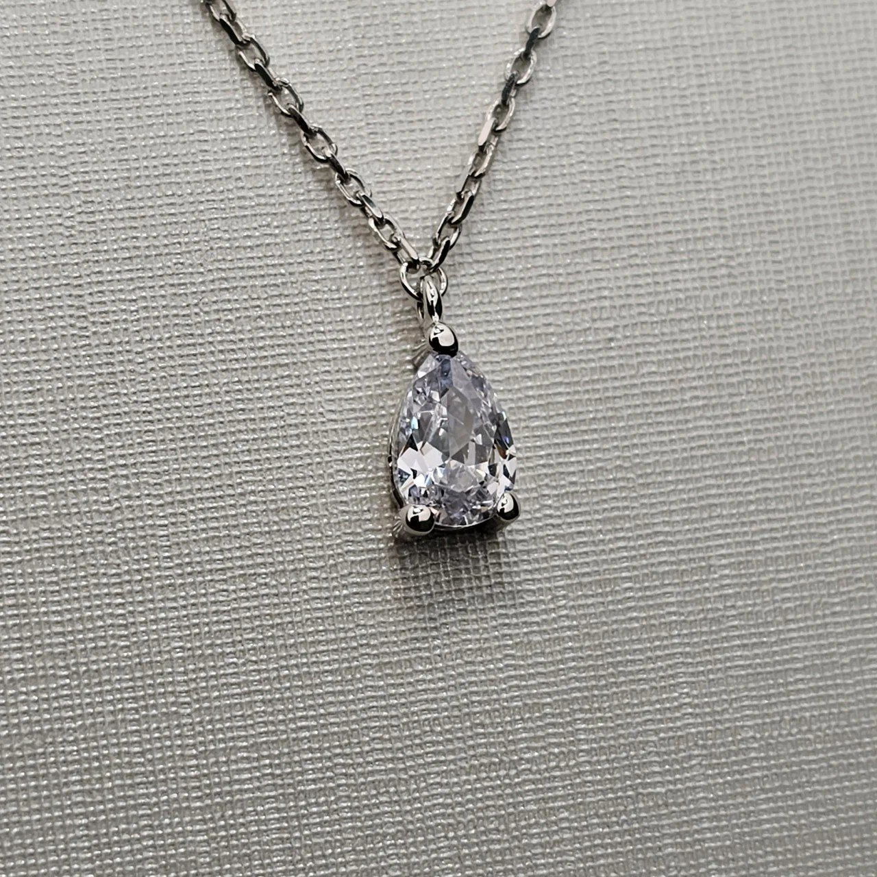 Колье Deimantas Капля 109298934 45см 2гр. купить,NaN