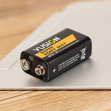 Батарейка 9V, 6F22 DELI 1 шт