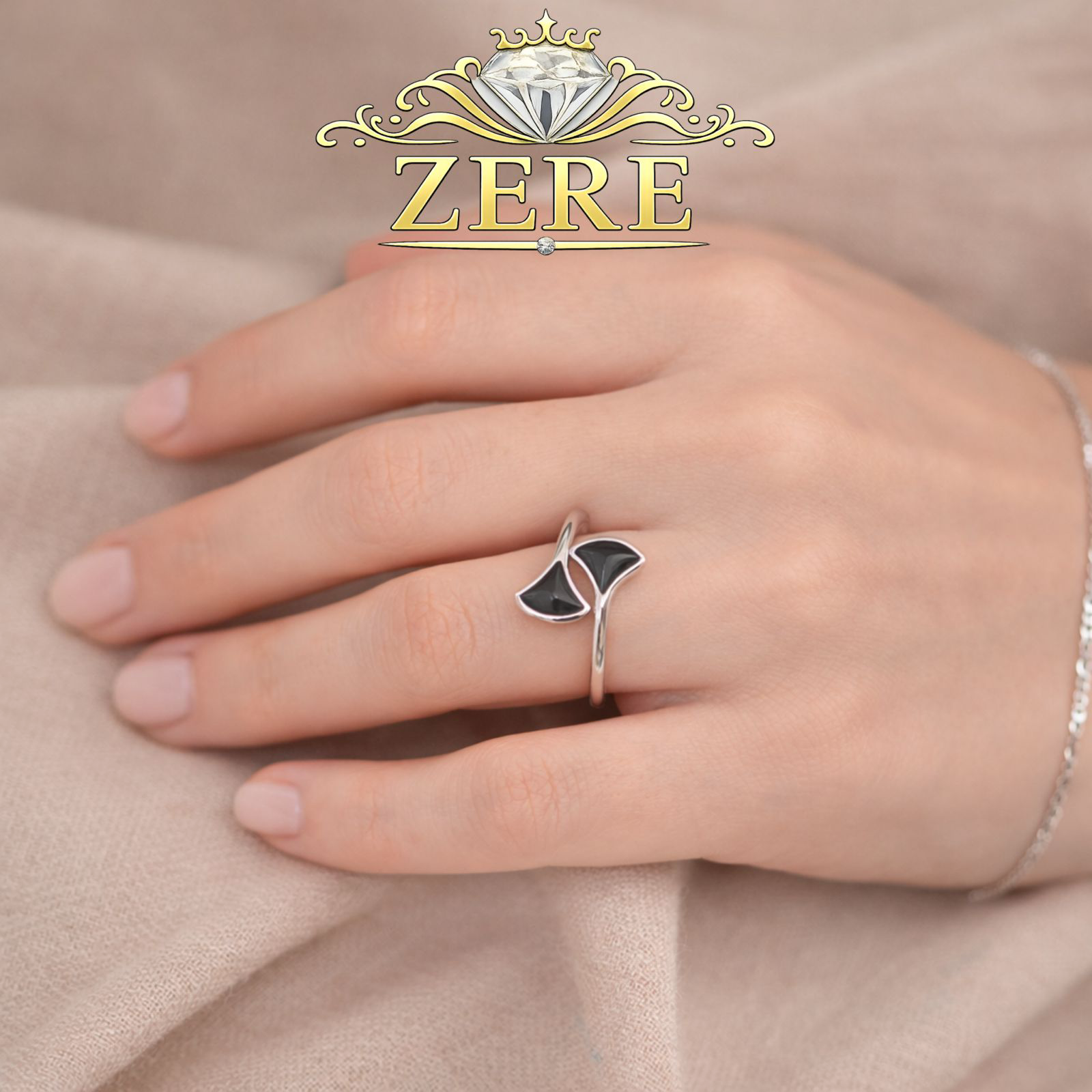 Кольцо Zere ZR100326 серебро  купить,12290