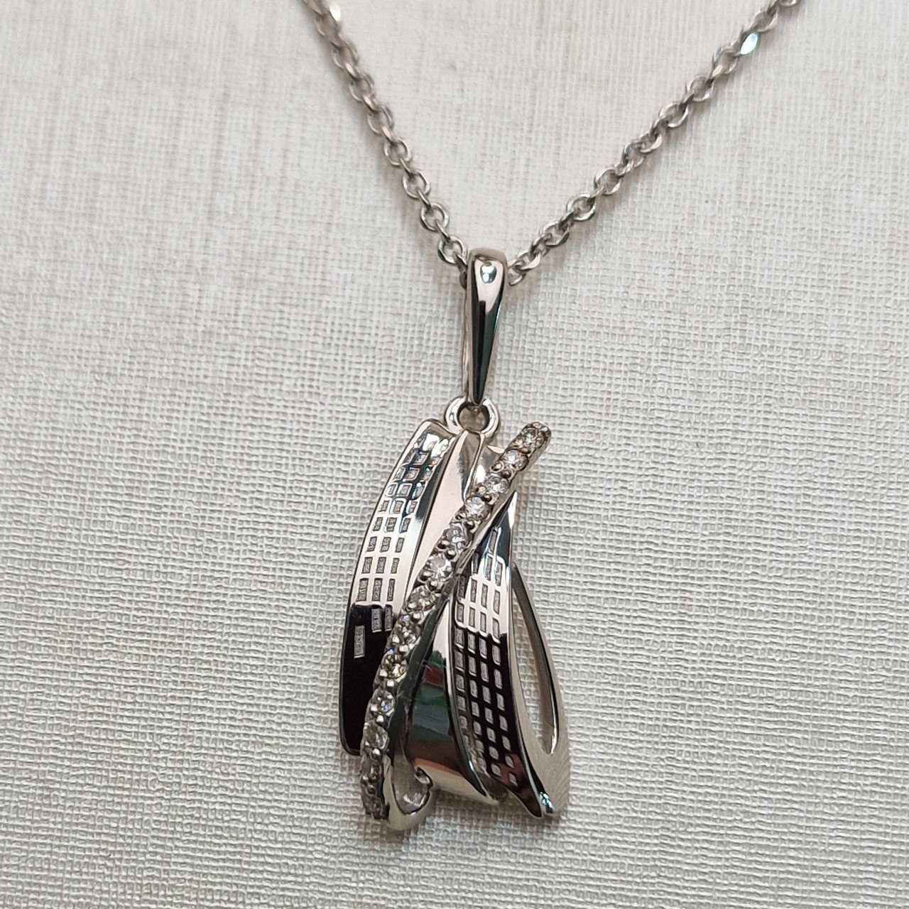 Колье Deimantas 102764961 50см 1,39гр 0,122ct. купить,NaN