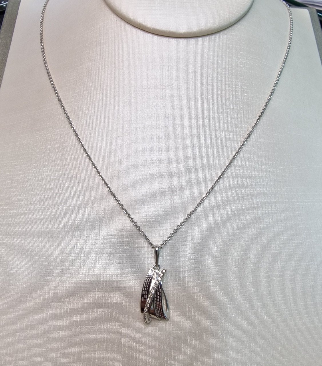Колье Deimantas 102764961 50см 1,39гр 0,122ct. купить,NaN