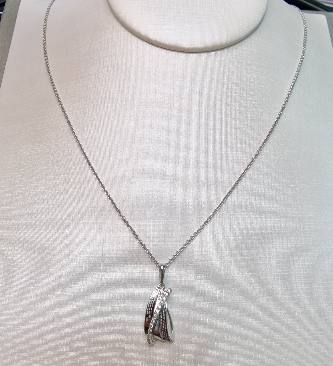 Колье Deimantas 102764961 50см 1,39гр 0,122ct. купить,NaN