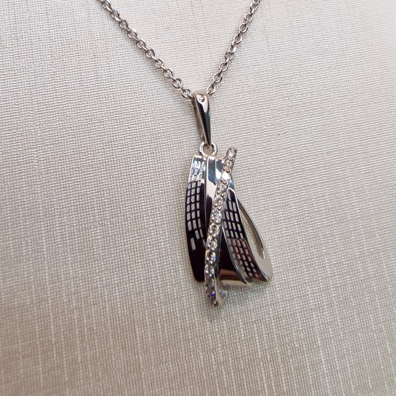 Колье Deimantas 102764961 50см 1,39гр 0,122ct. купить,NaN