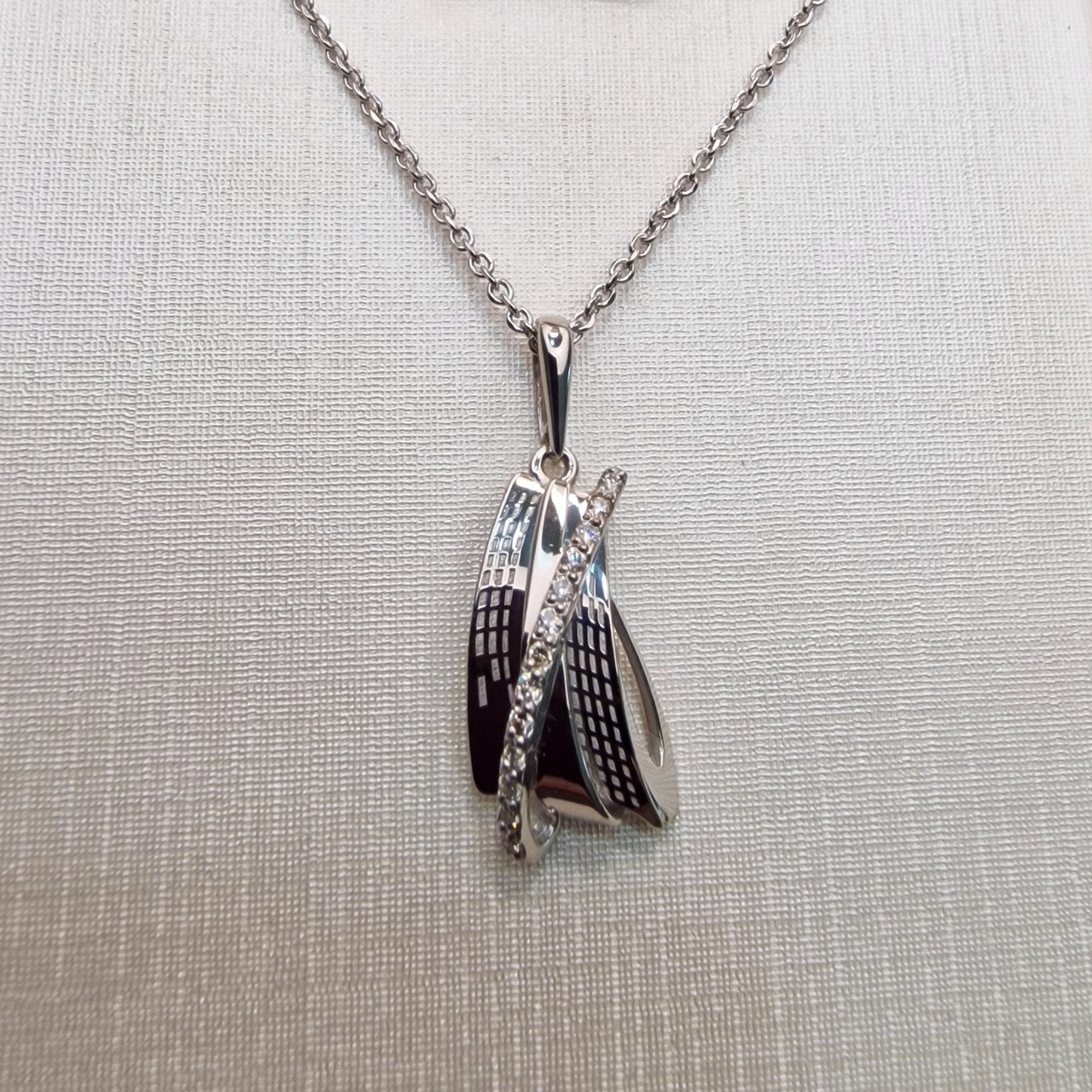 Колье Deimantas 102764961 50см 1,39гр 0,122ct. купить,NaN