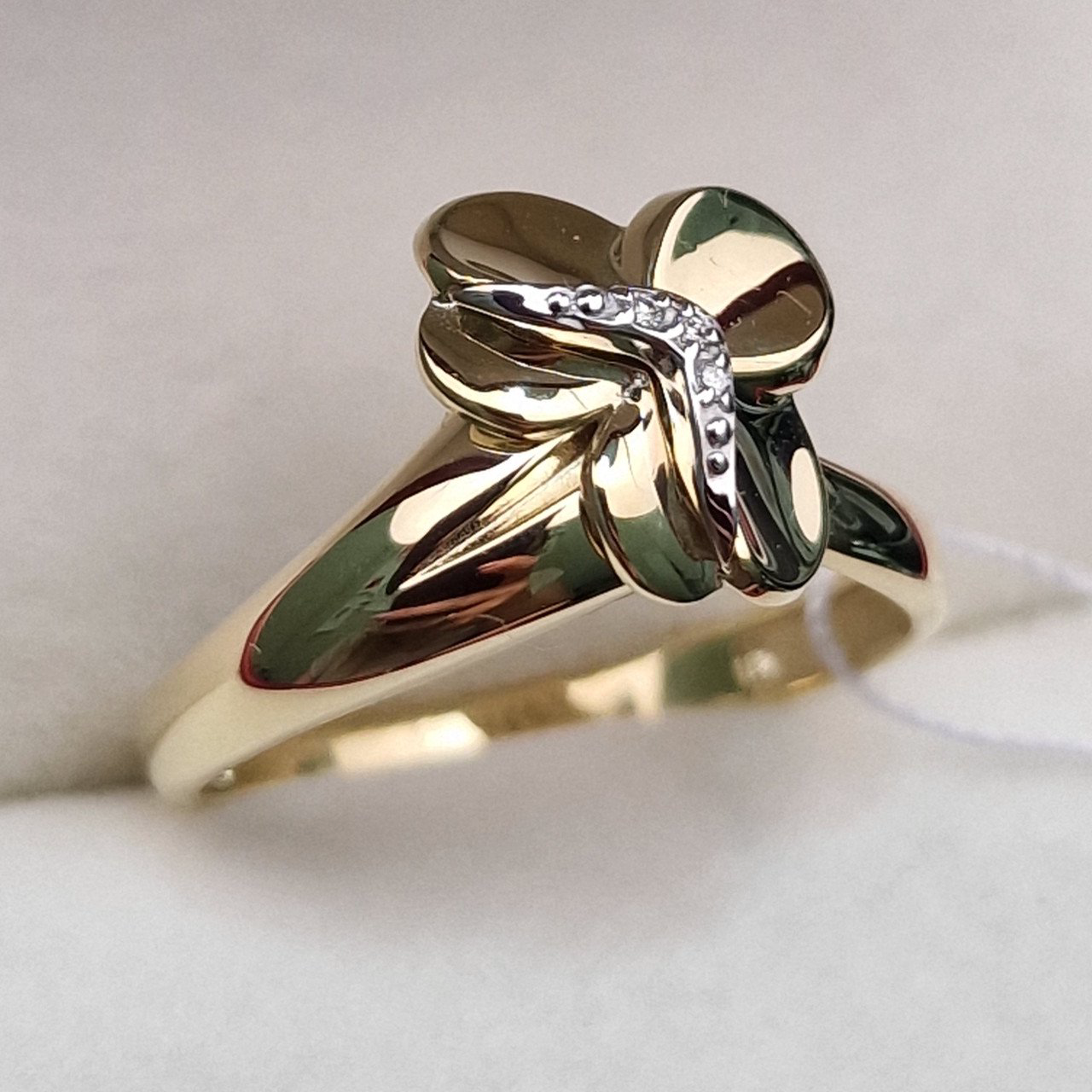 Кольцо Deimantas 102540651 18р 2,99гр 0,01ct. купить,NaN