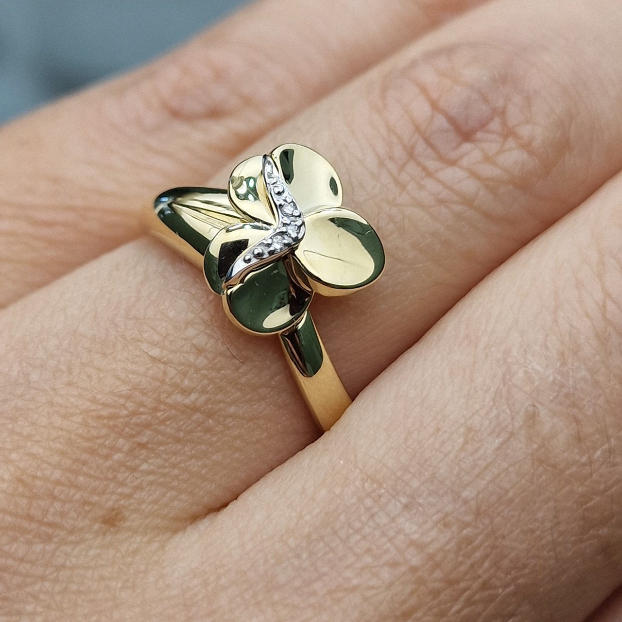 Кольцо Deimantas 102540651 18р 2,99гр 0,01ct. купить,NaN