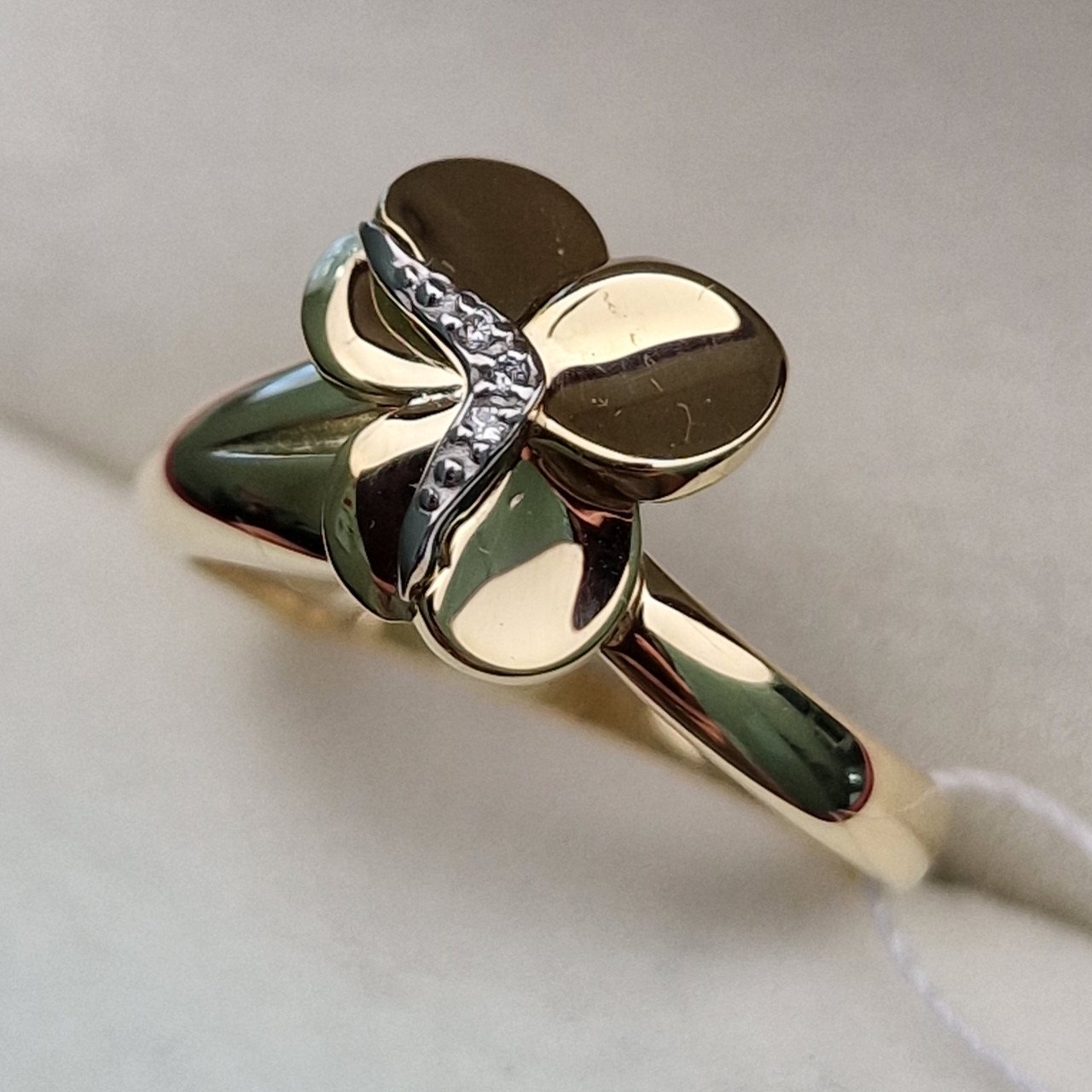 Кольцо Deimantas 102540651 18р 2,99гр 0,01ct. купить,NaN