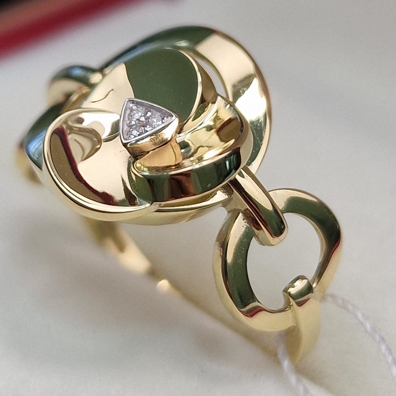 Кольцо Deimantas 102540639 18,5р 4,03гр 0,02ct. купить,NaN