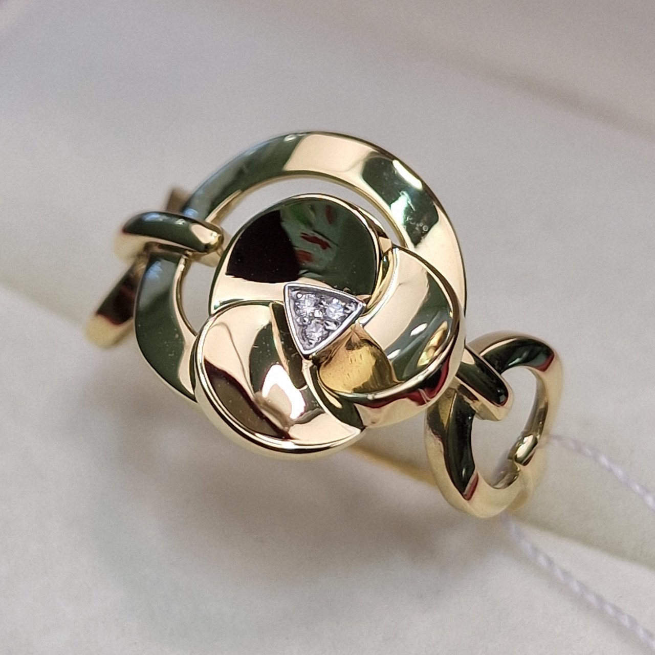 Кольцо Deimantas 102540639 18,5р 4,03гр 0,02ct. купить,NaN