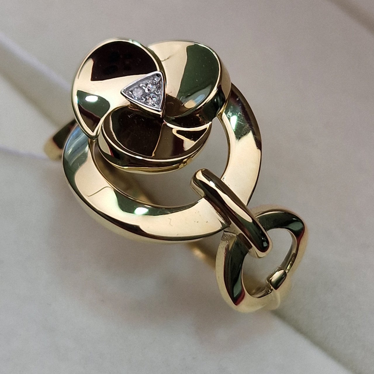 Кольцо Deimantas 102540639 18,5р 4,03гр 0,02ct. купить,NaN