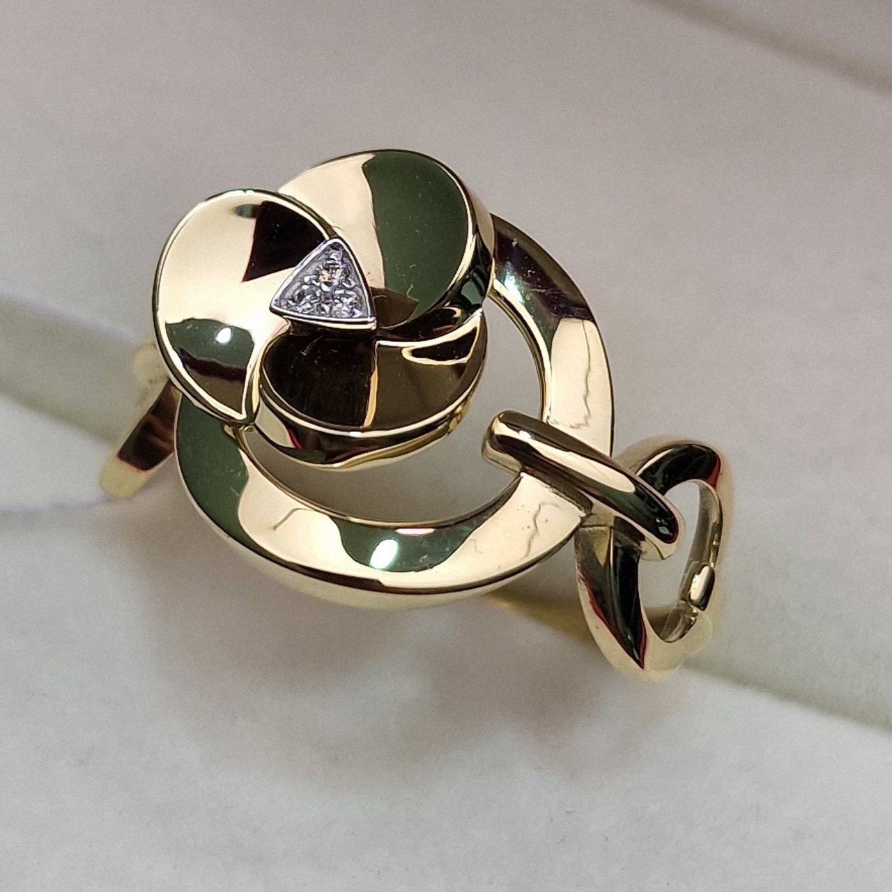 Кольцо Deimantas 102540639 18,5р 4,03гр 0,02ct. купить,NaN
