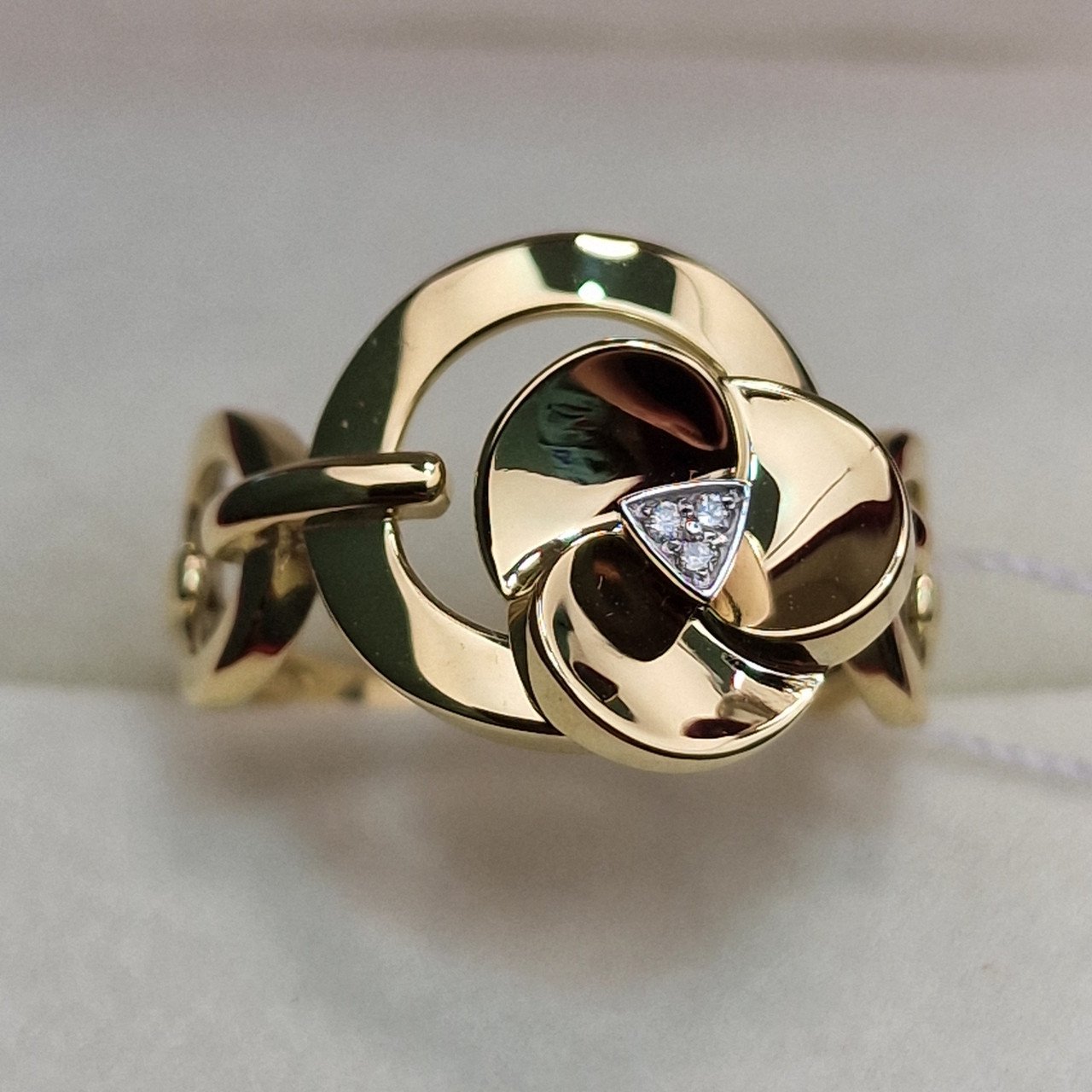 Кольцо Deimantas 102540639 18,5р 4,03гр 0,02ct. купить,NaN