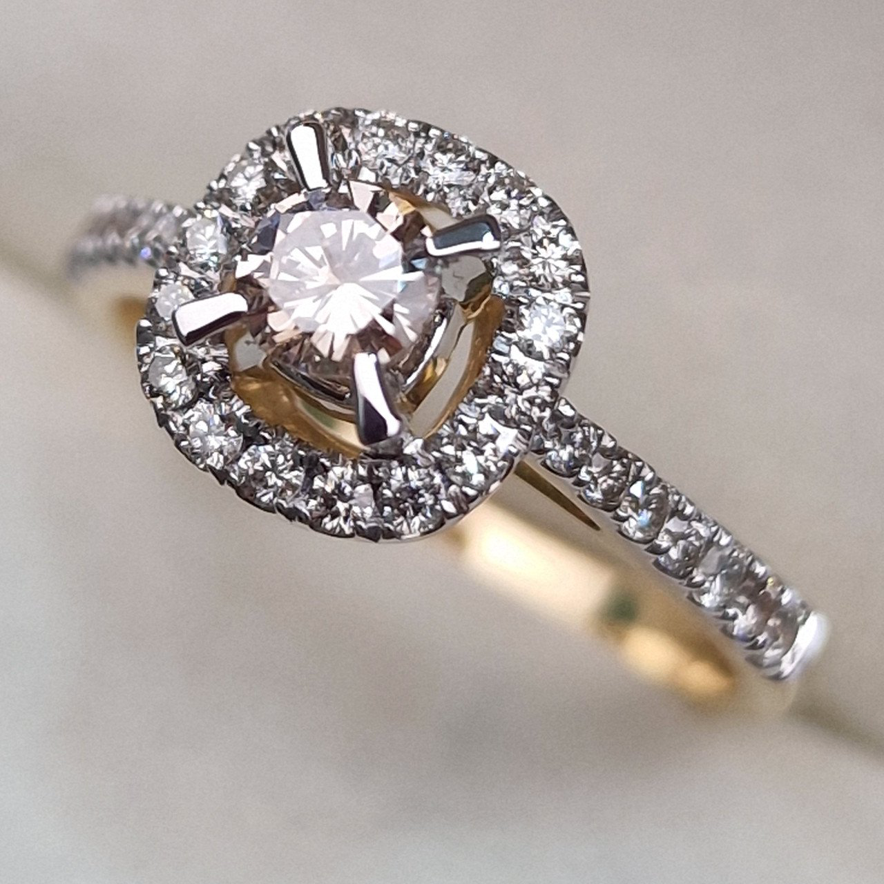 Кольцо Deimantas 102513707 17,5р 3,25гр 0,68ct. купить,NaN