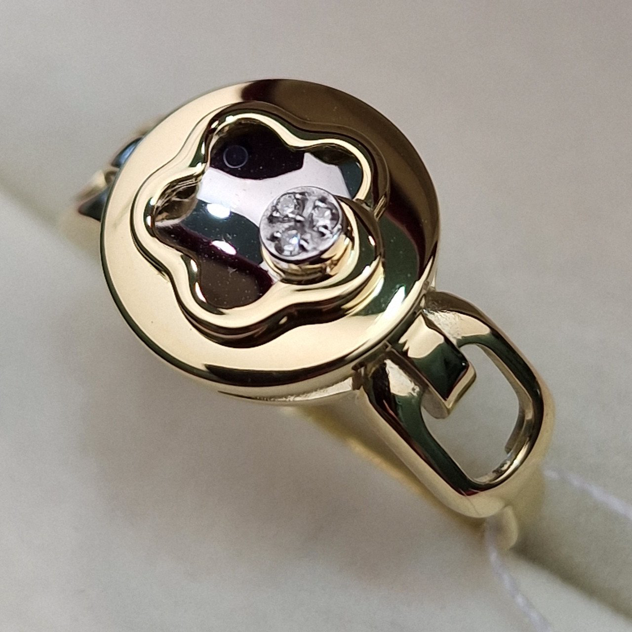 Кольцо Deimantas 102540646 18р 2,94гр 0,01ct. купить,NaN