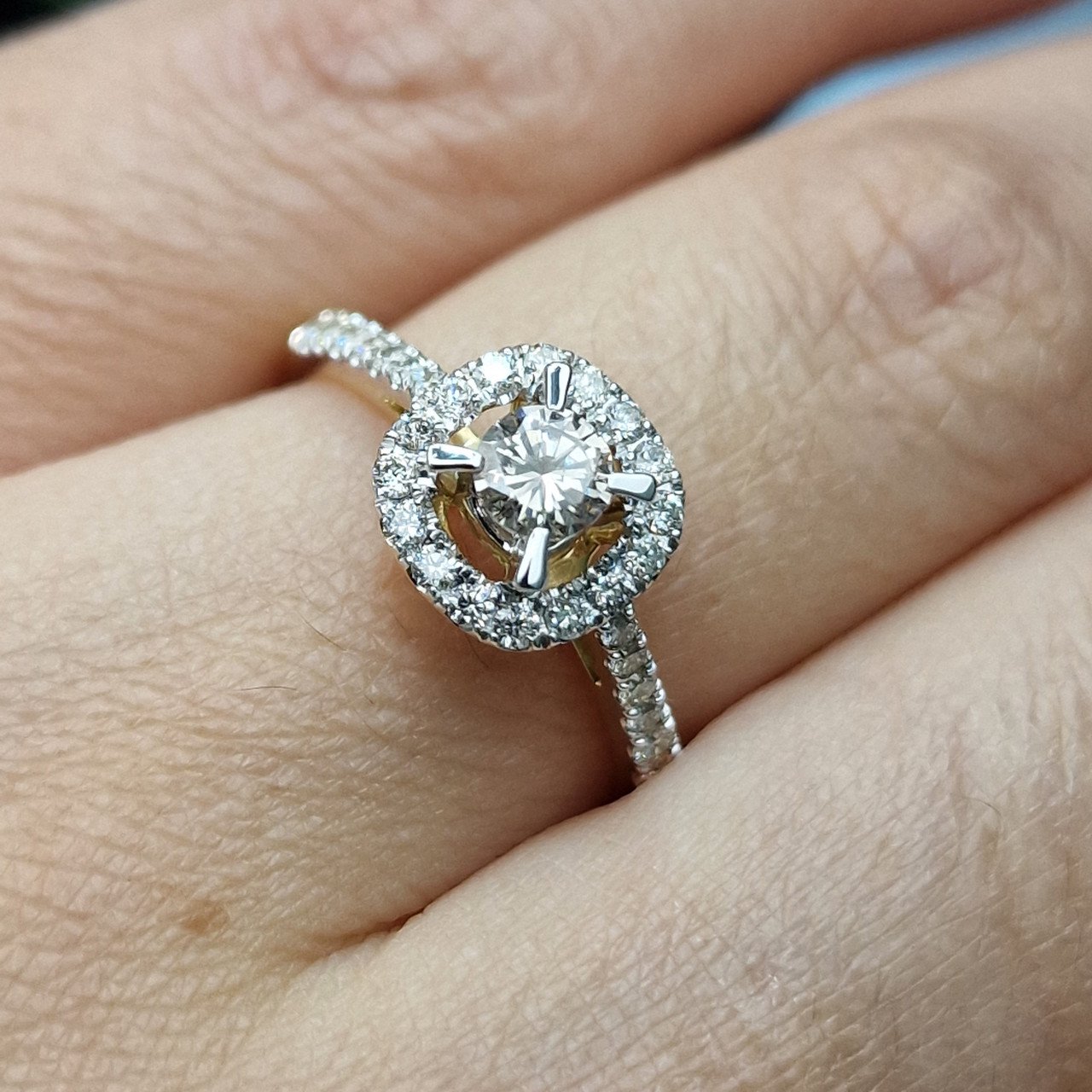 Кольцо Deimantas 102513707 17,5р 3,25гр 0,68ct. купить,NaN