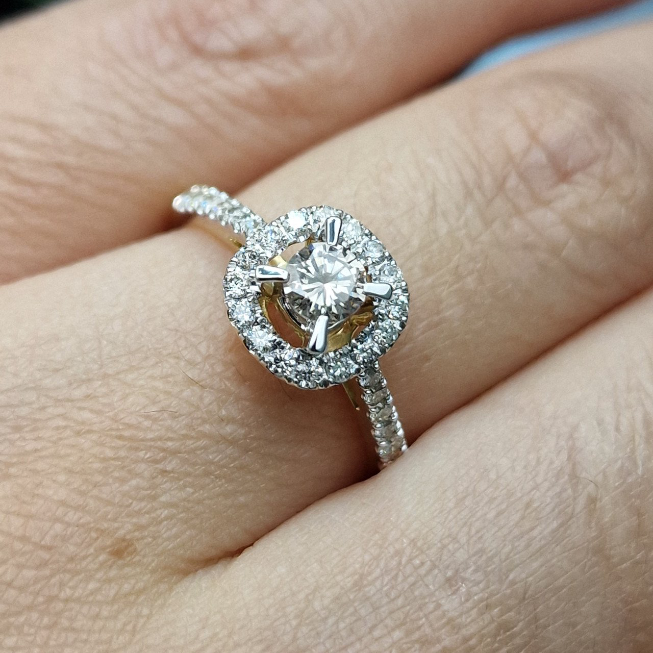 Кольцо Deimantas 102513707 17,5р 3,25гр 0,68ct. купить,NaN