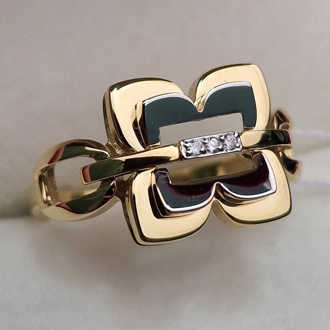 Кольцо Deimantas 102540655 18р 3,32гр 0,02ct. купить,NaN
