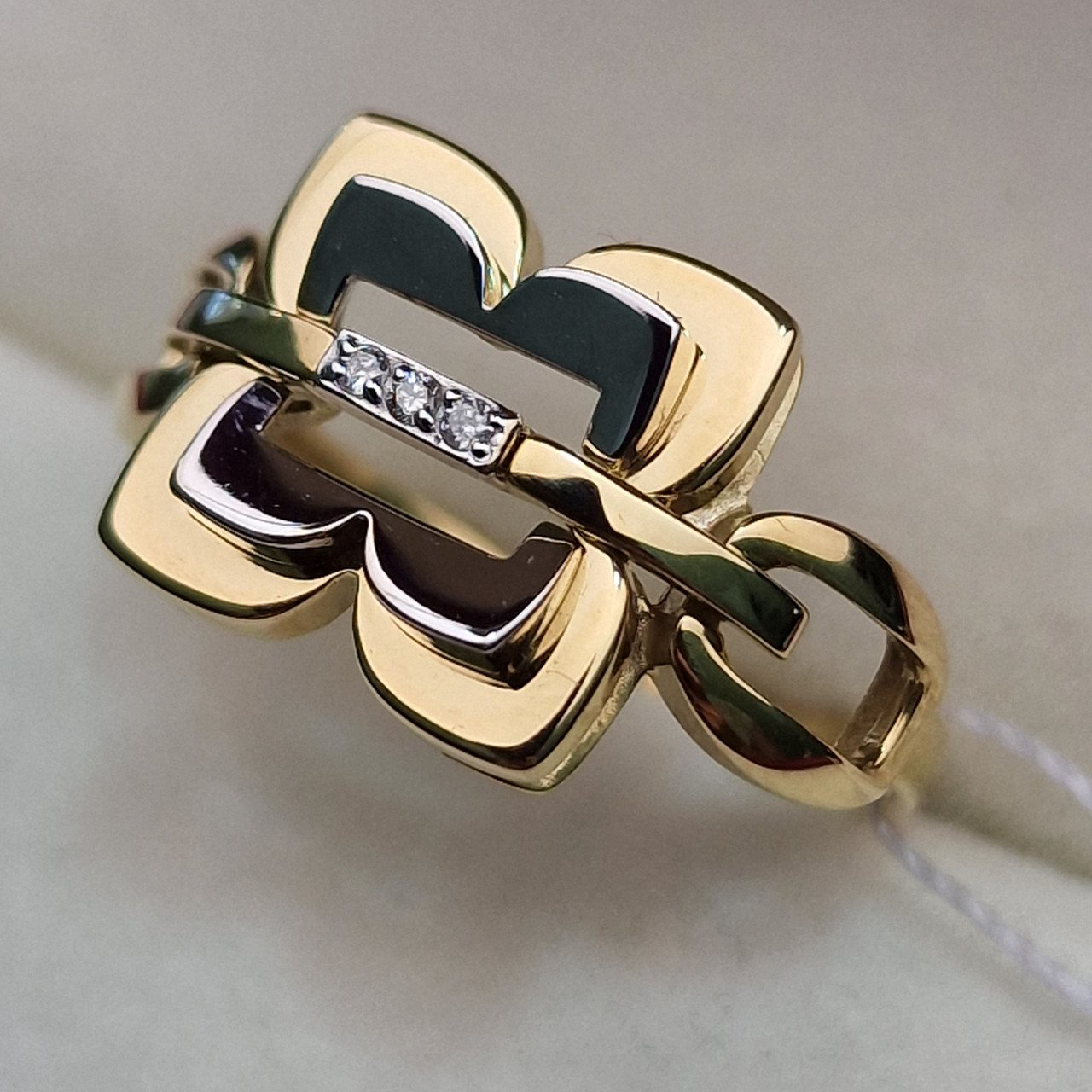 Кольцо Deimantas 102540655 18р 3,32гр 0,02ct. купить,NaN