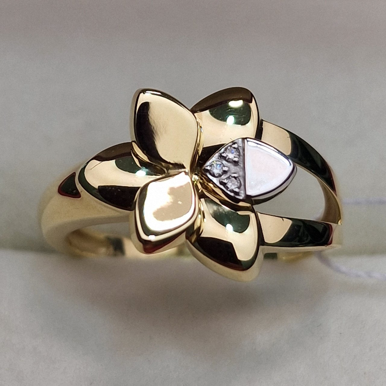 Кольцо Deimantas 102540665 18р 3,22гр 0,01ct. купить,NaN