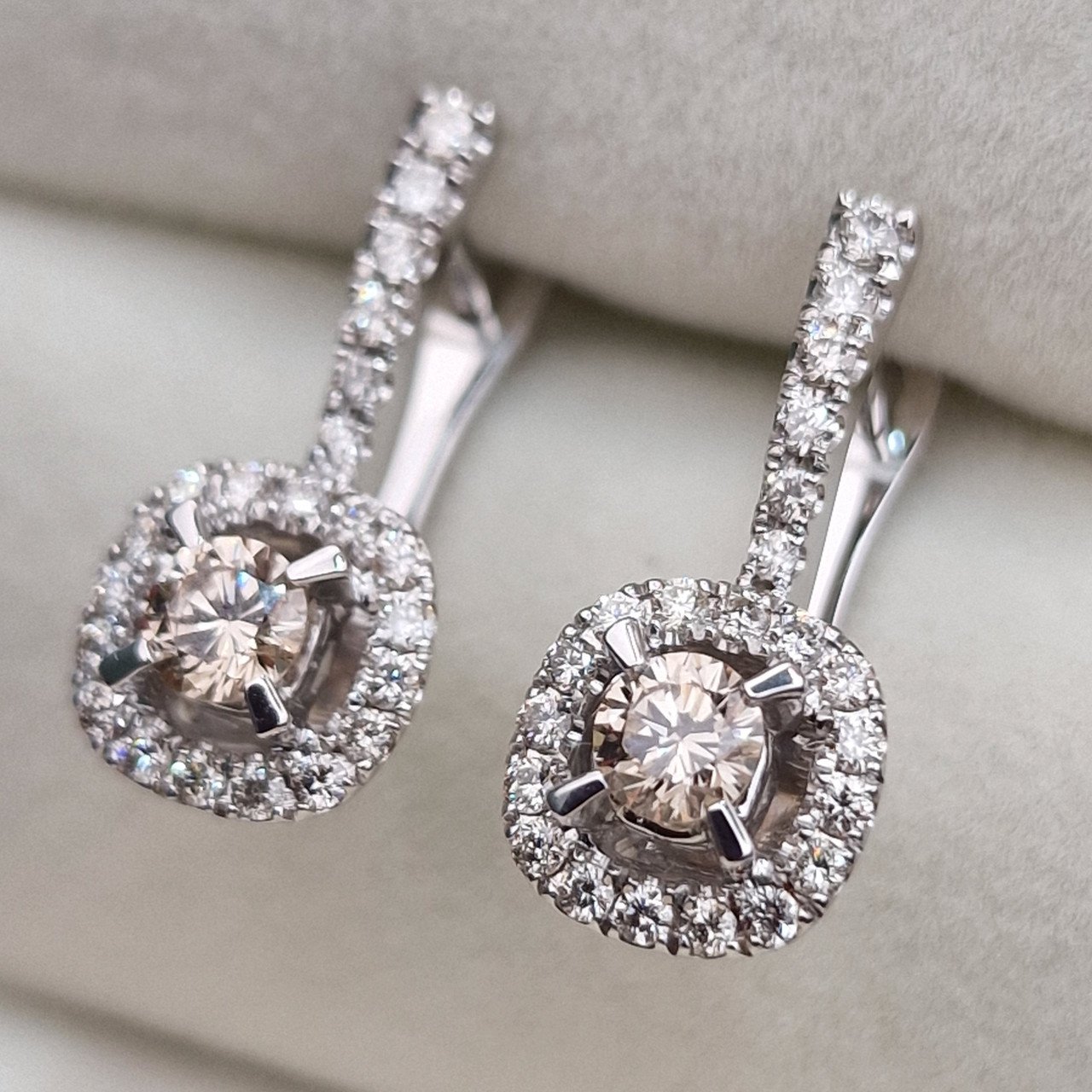 Серьги Deimantas 102540687 4,36гр 1,07ct. купить,NaN