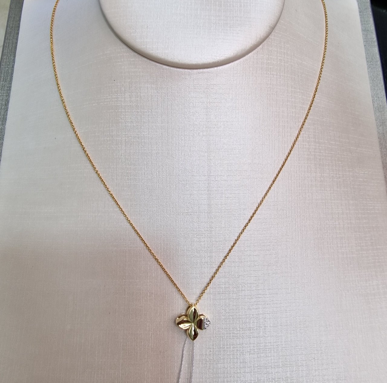 Кулон Deimantas 102540703 1,09гр 0,01ct. купить,NaN