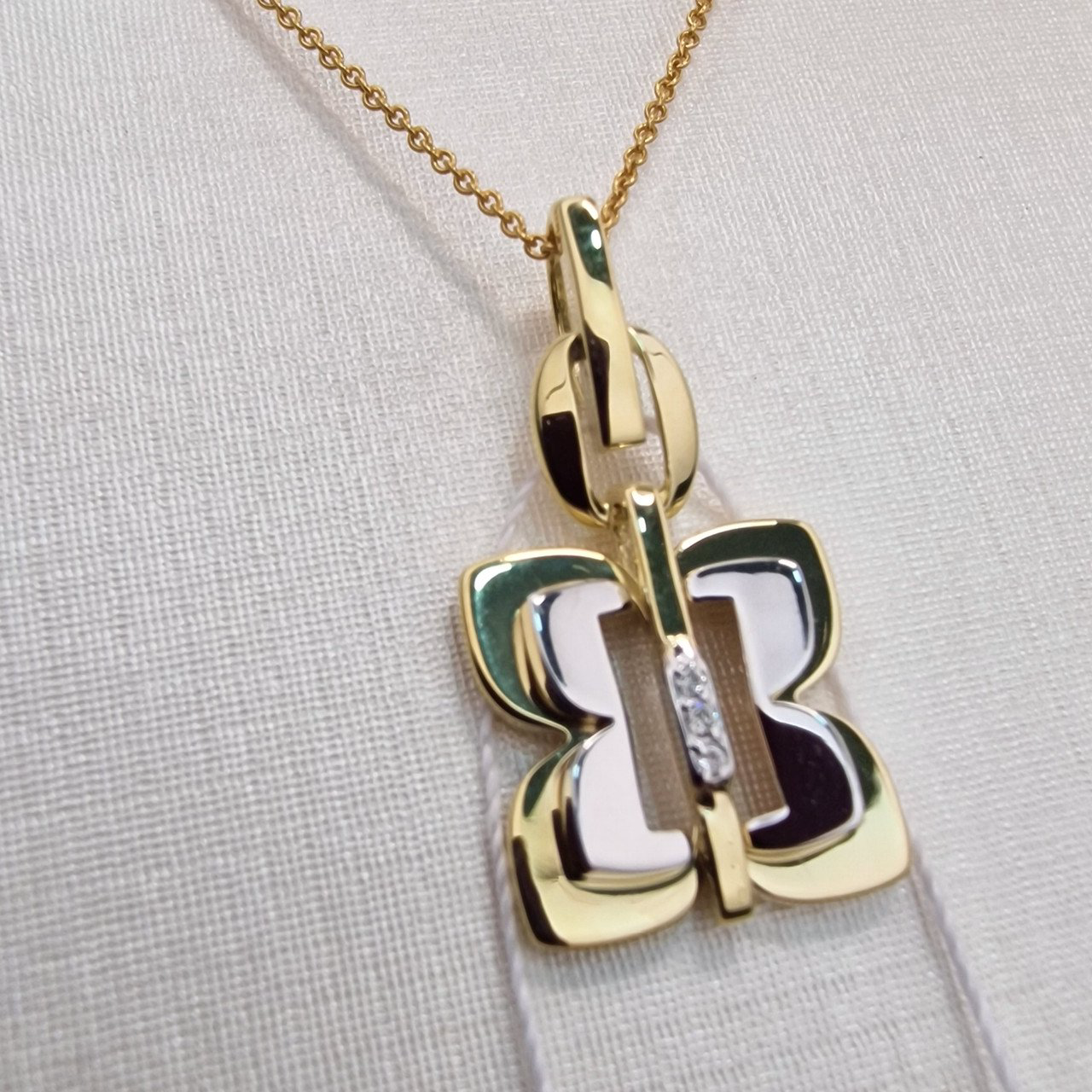 Кулон Deimantas 102540706 2,31гр 0,02ct. купить,NaN