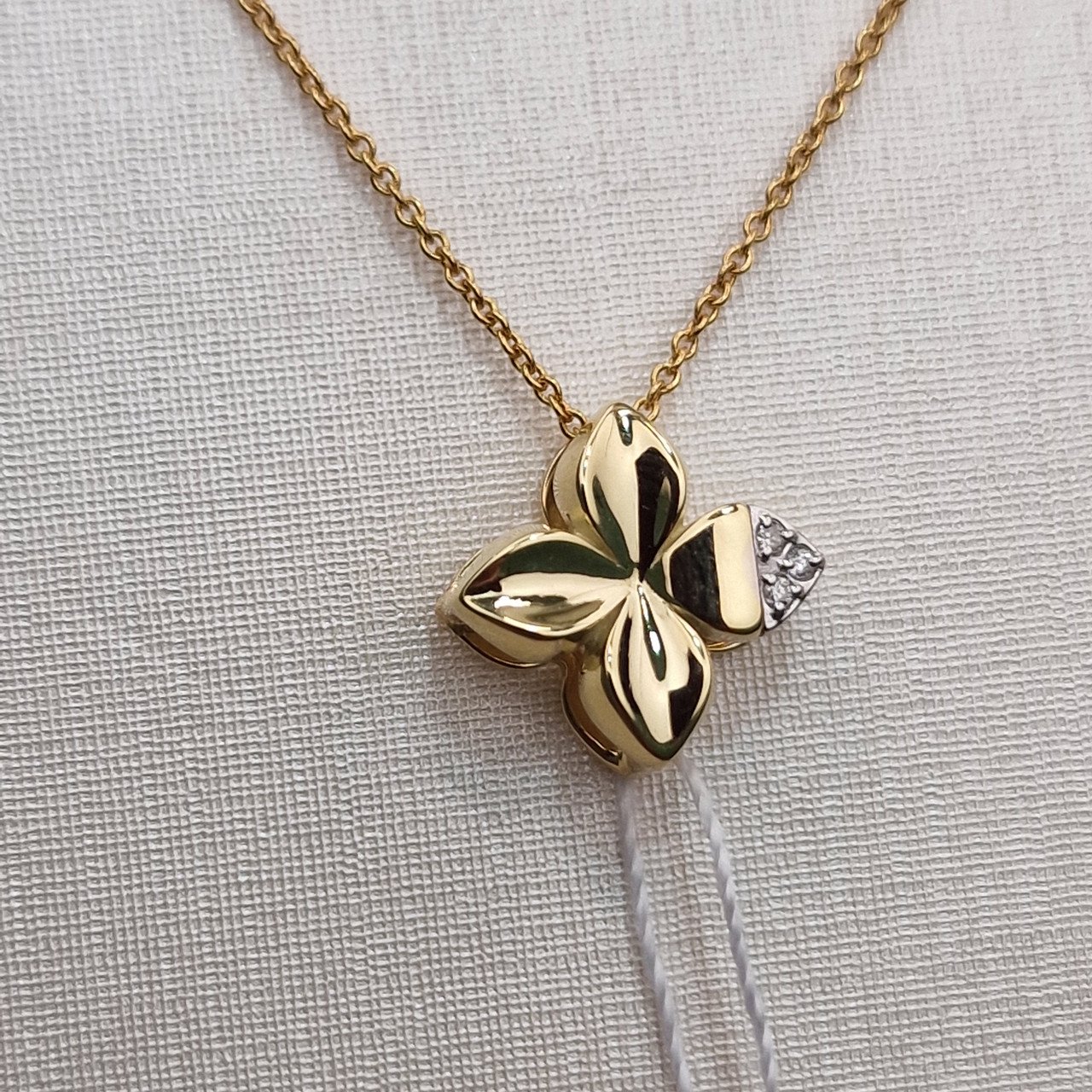 Кулон Deimantas 102540703 1,09гр 0,01ct. купить,NaN