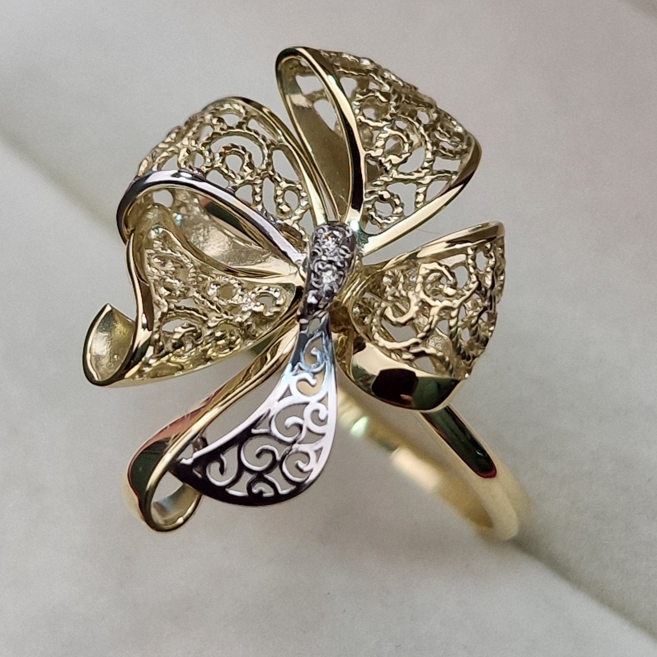 Кольцо Deimantas 102748216 17,5р 2,59гр 0,01ct. купить,NaN