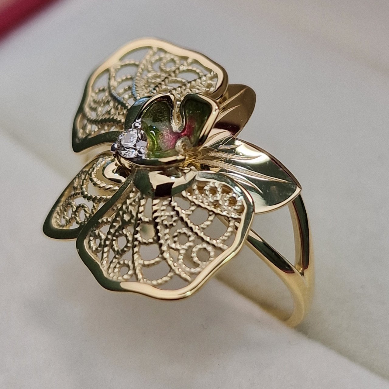 Кольцо Deimantas 102748215 18р 2,66гр 0,037ct. купить,NaN