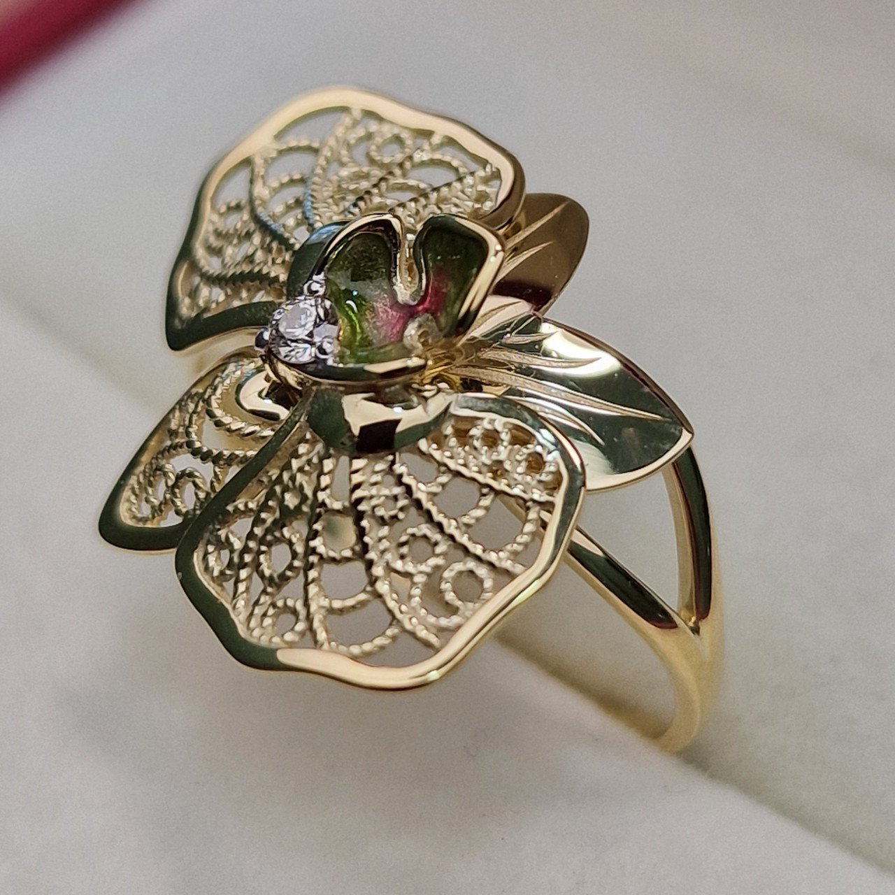 Кольцо Deimantas 102748215 18р 2,66гр 0,037ct. купить,NaN