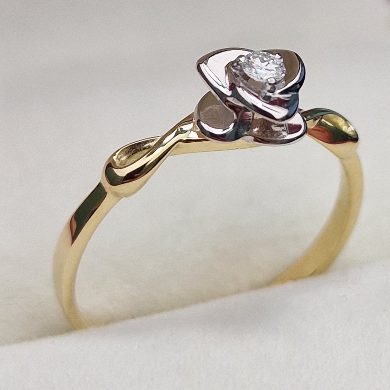 Кольцо Deimantas 102748221 17,5р 1,87гр 0,051ct. купить,NaN