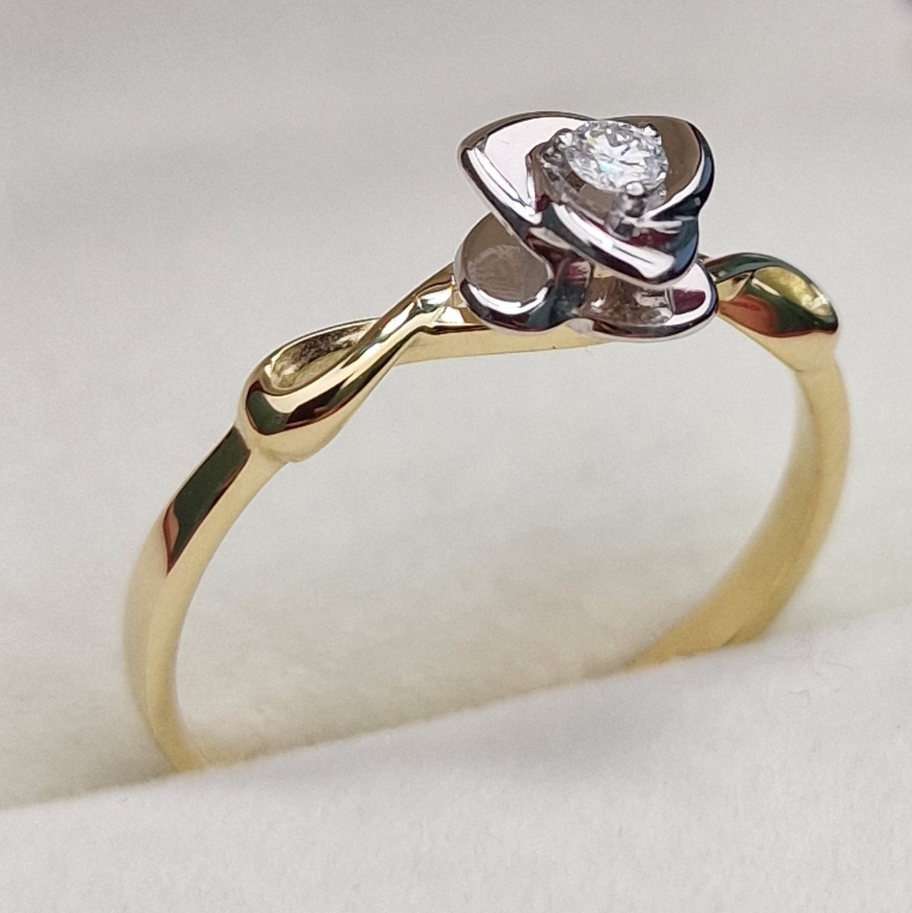 Кольцо Deimantas 102748221 17,5р 1,87гр 0,051ct. купить,NaN