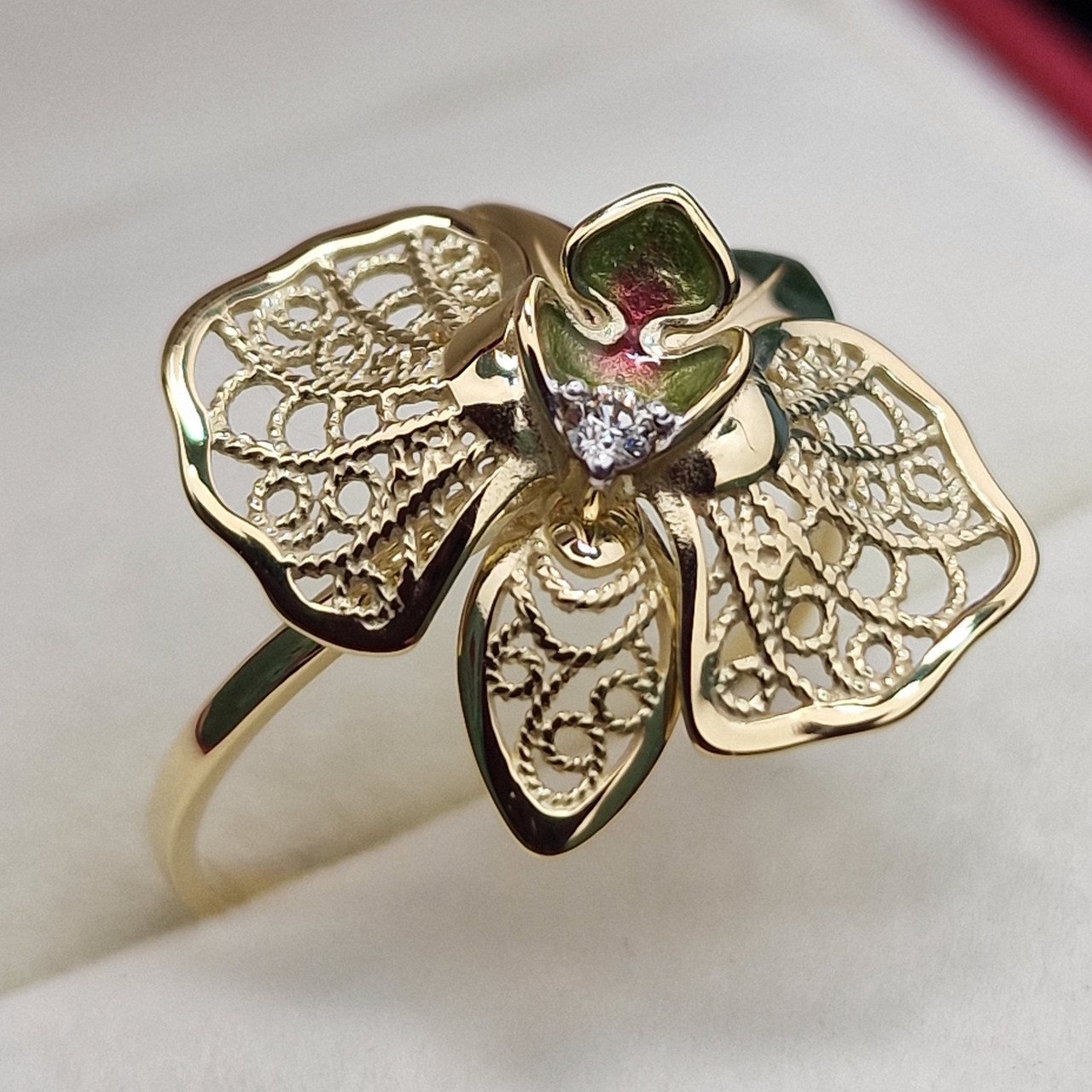 Кольцо Deimantas 102748215 18р 2,66гр 0,037ct. купить,NaN