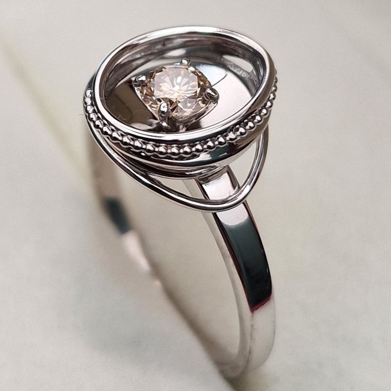 Кольцо Deimantas 102748224 17р 2,71гр 0,26ct. купить,NaN