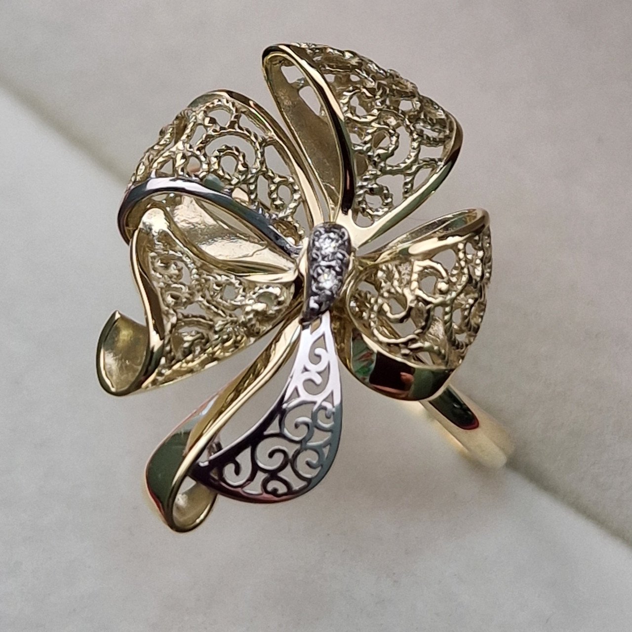 Кольцо Deimantas 102748216 17,5р 2,59гр 0,01ct. купить,NaN