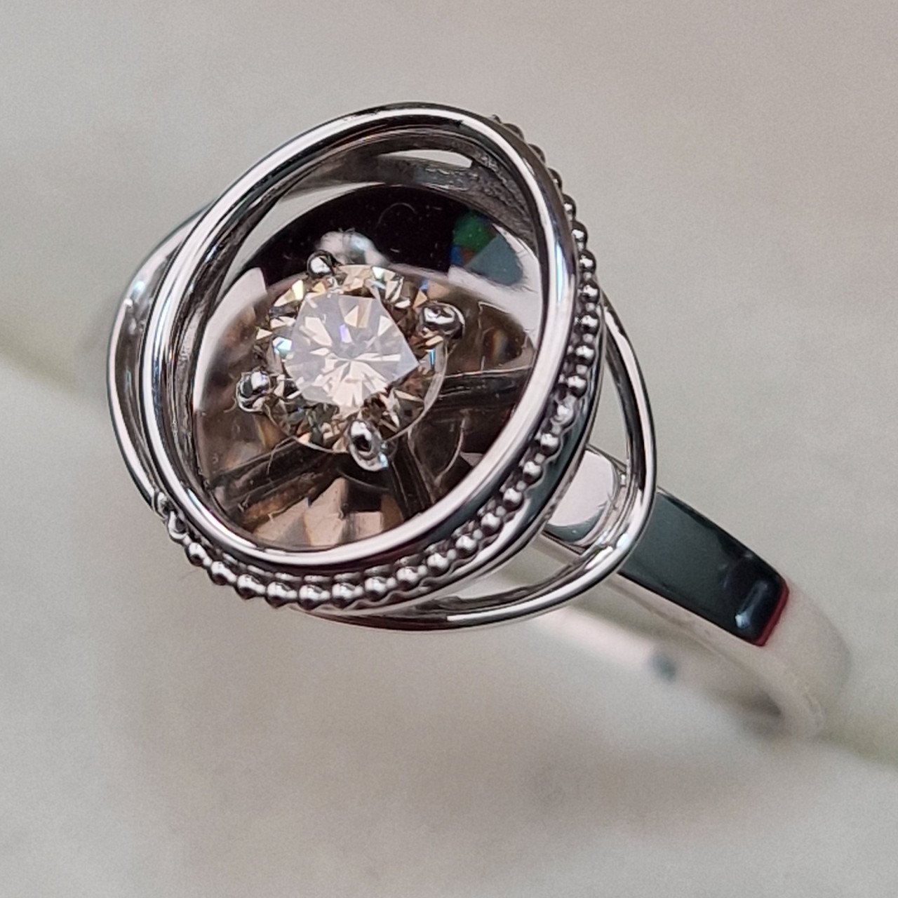 Кольцо Deimantas 102748224 17р 2,71гр 0,26ct. купить,NaN