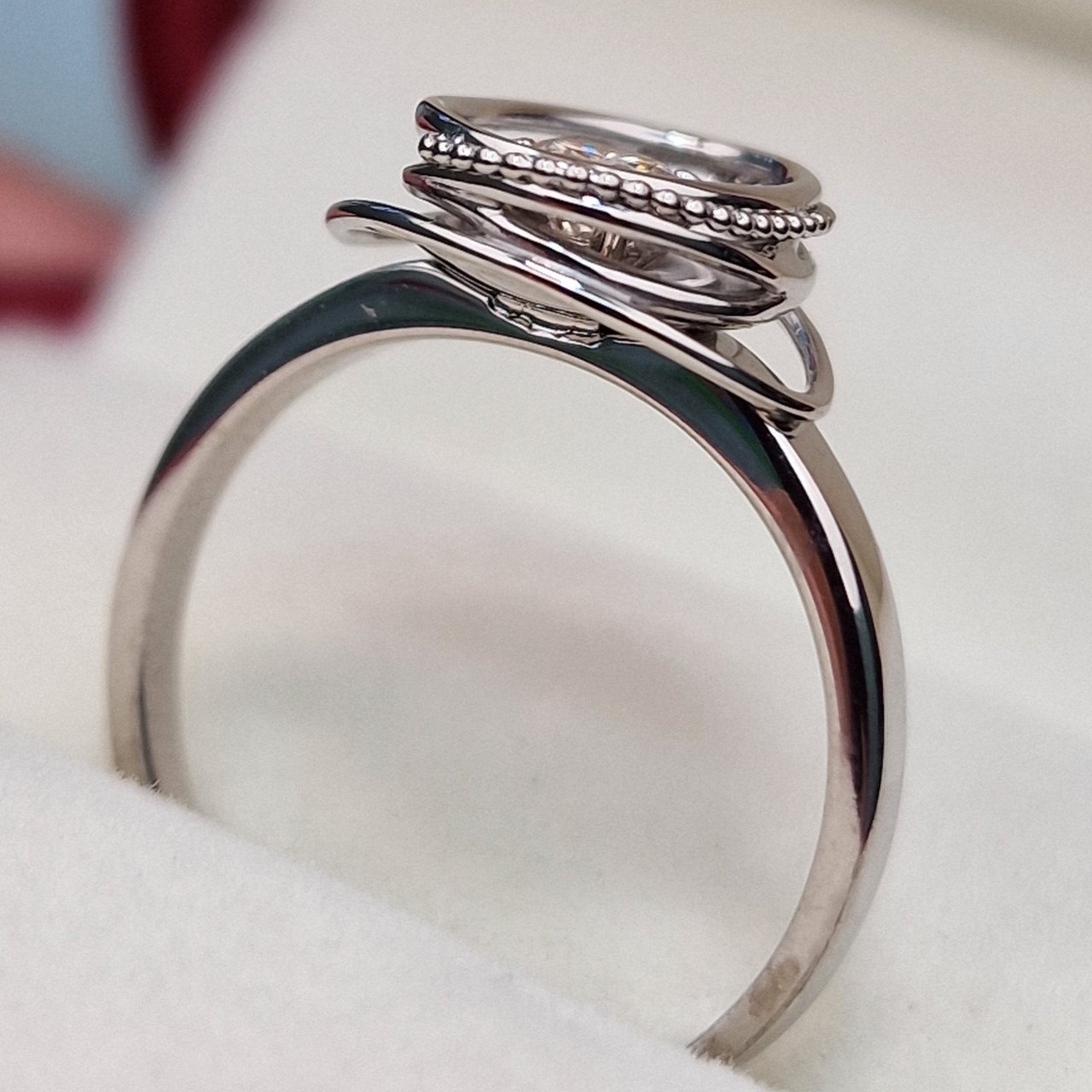 Кольцо Deimantas 102748224 17р 2,71гр 0,26ct. купить,NaN