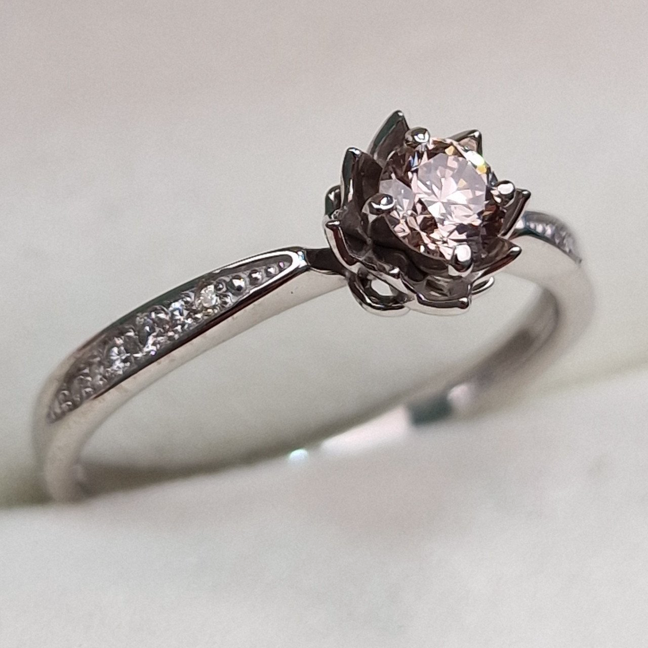 Кольцо Deimantas 102748225 17р 2,02гр 0,332ct. купить,NaN