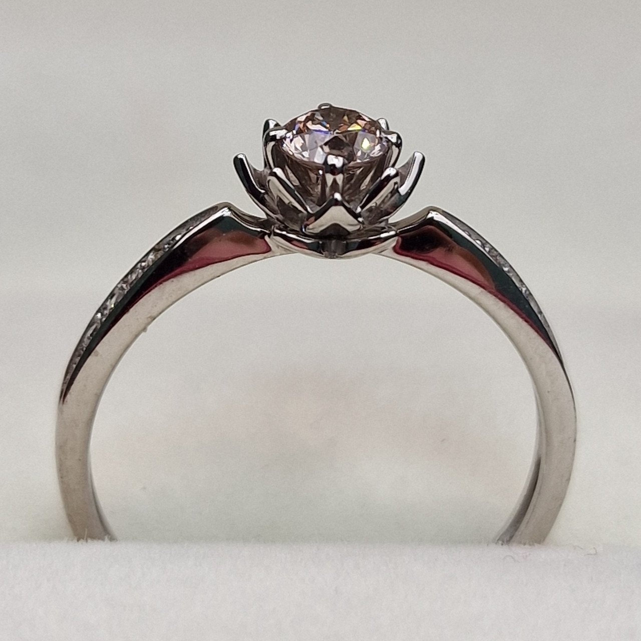 Кольцо Deimantas 102748225 17р 2,02гр 0,332ct. купить,NaN
